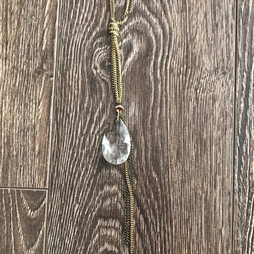 💥4/$25💥 Beautiful Clear Gem Gold Accent Necklace